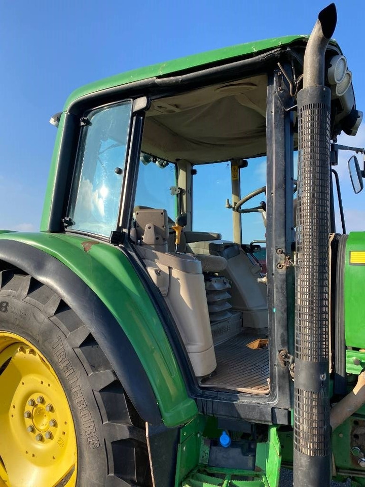 جرار John Deere 6230 P/QUAD 40Km/h-TLS-Command Center endommagé: صور 12