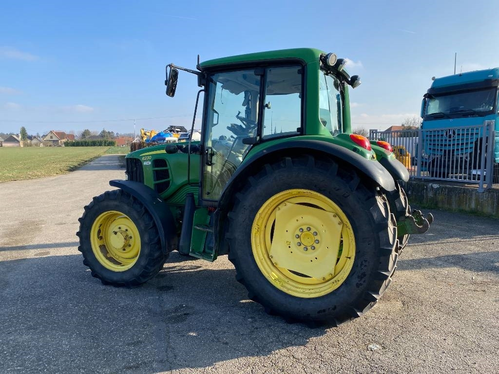 جرار John Deere 6230 P/QUAD 40Km/h-TLS-Command Center endommagé: صور 7