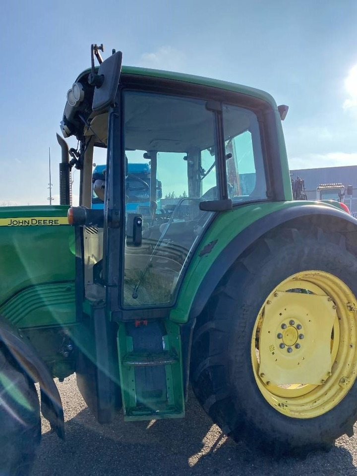 جرار John Deere 6230 P/QUAD 40Km/h-TLS-Command Center endommagé: صور 35