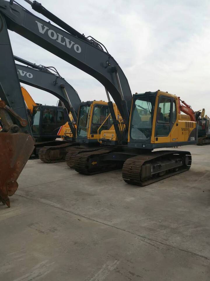 حفارات زحافة Volvo EC210B: صور 6