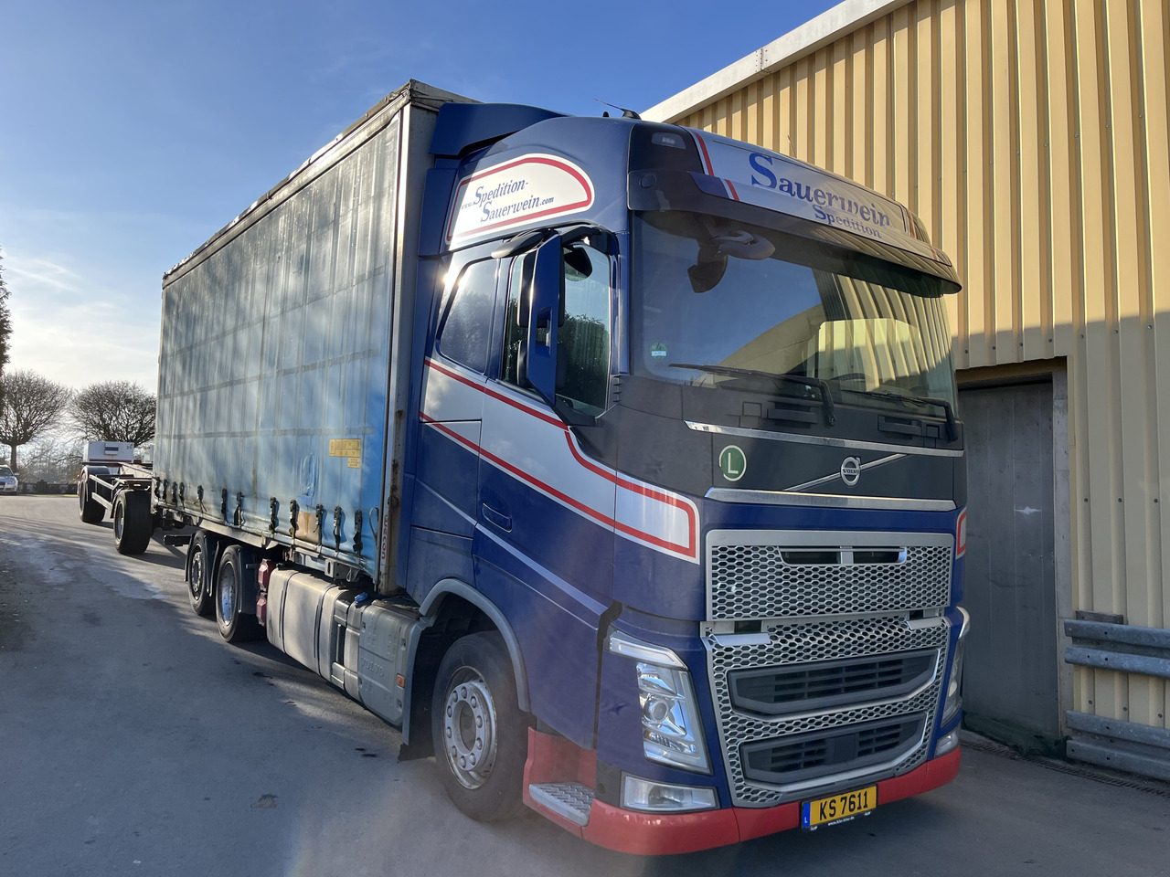 شاحنات الحاويات / جسم علوي قابل للتغيير شاحنة لنقل حاويات VOLVO FH 500: صور 1