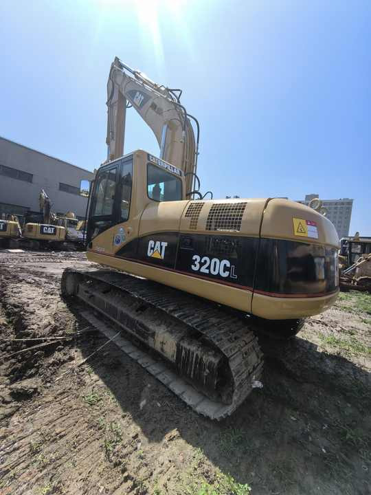 High Quality Original Japan Used caterpillar 320CL for sale in Shanghai second hand CAT320CL for sale in shanghai إيجار High Quality Original Japan Used caterpillar 320CL for sale in Shanghai second hand CAT320CL for sale in shanghai: صور 6