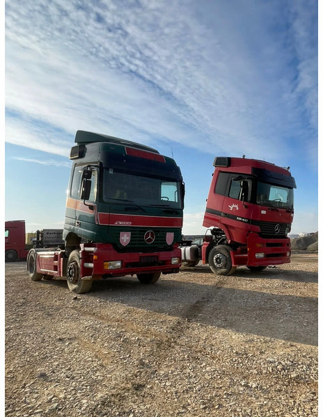 شاحنة جرار Mercedes-Benz Actros 1840: صور 12