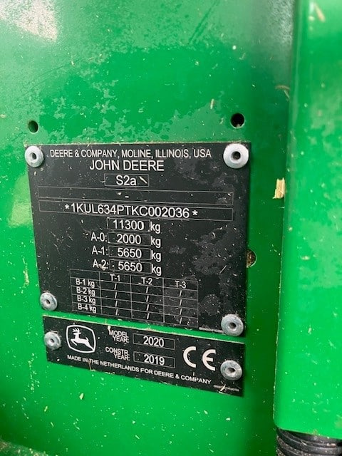 جديد مكبس البالات المستطيله John Deere L634: صور 6