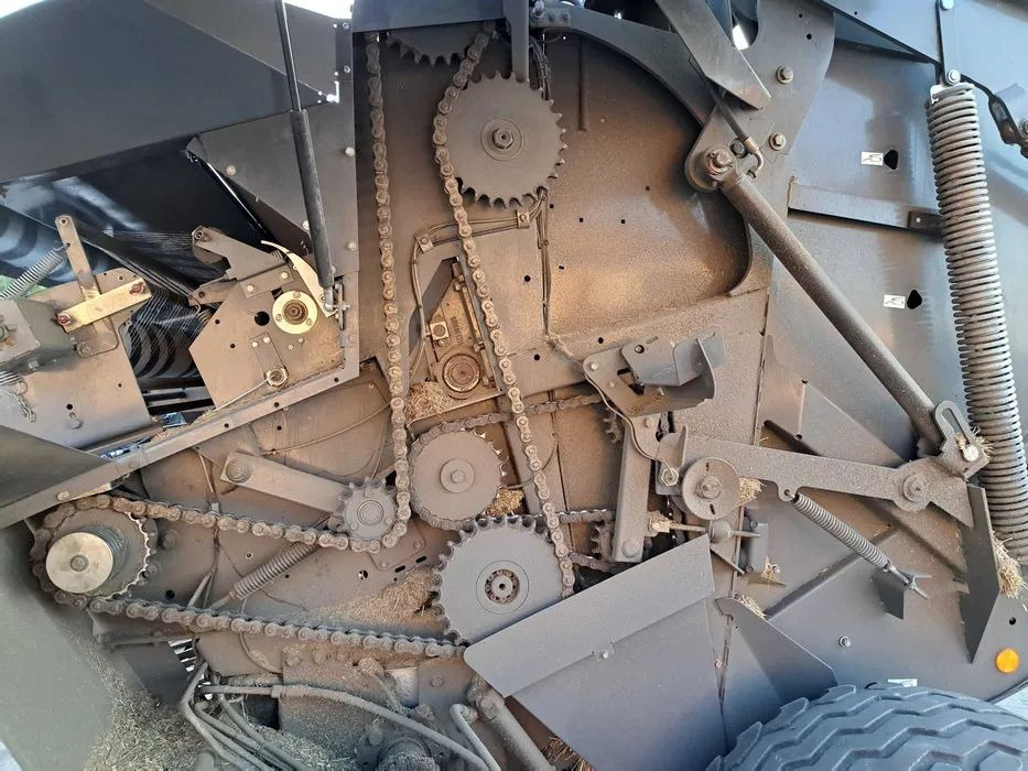 مكبس القش الدائري Fendt ROTANA 160V XtraCut: صور 7 مكبس القش الدائري Fendt ROTANA 160V XtraCut: صور 7