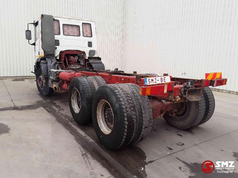 الشاسيه شاحنة Iveco Eurotrakker 260.34 6x4 manual pump!: صور 11