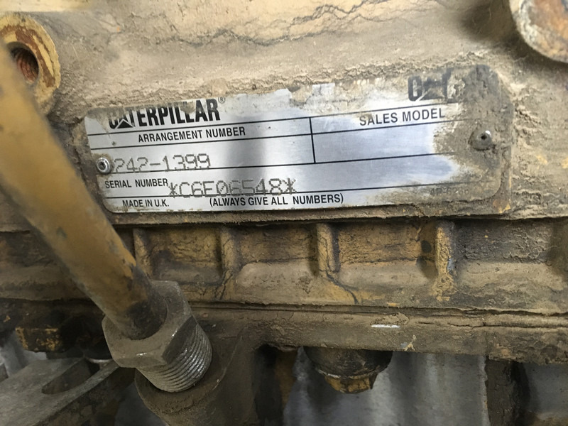 آلات البناء Caterpillar C6.6 C6E-2421399 FOR PARTS: صور 6