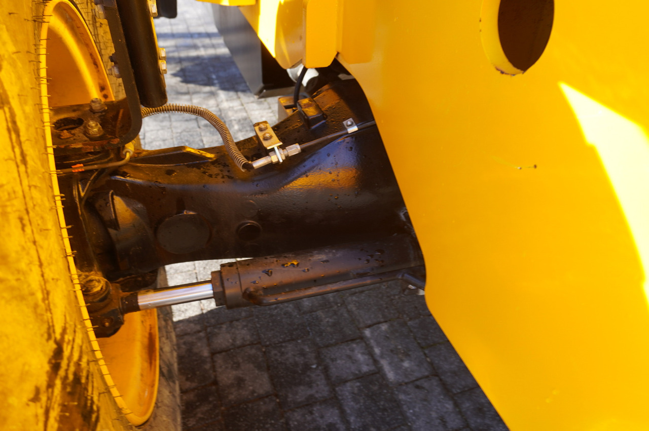 جرافة ذات عجلات تلسكوبية JCB 540-170 Telescopic Loader / 17m / joystick: صور 35