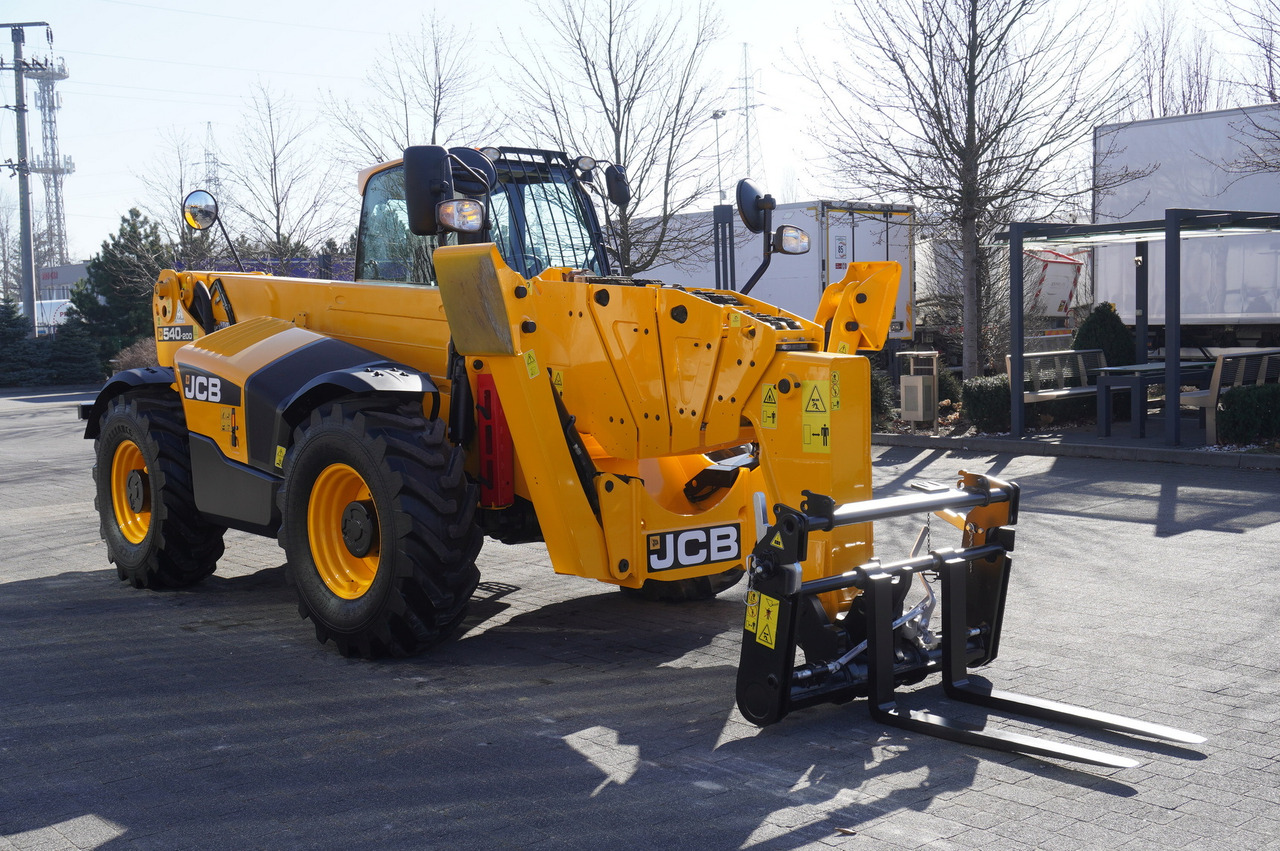 جرافة ذات عجلات تلسكوبية JCB 540-200 Telescopic Loader / 20m / joystick: صور 9