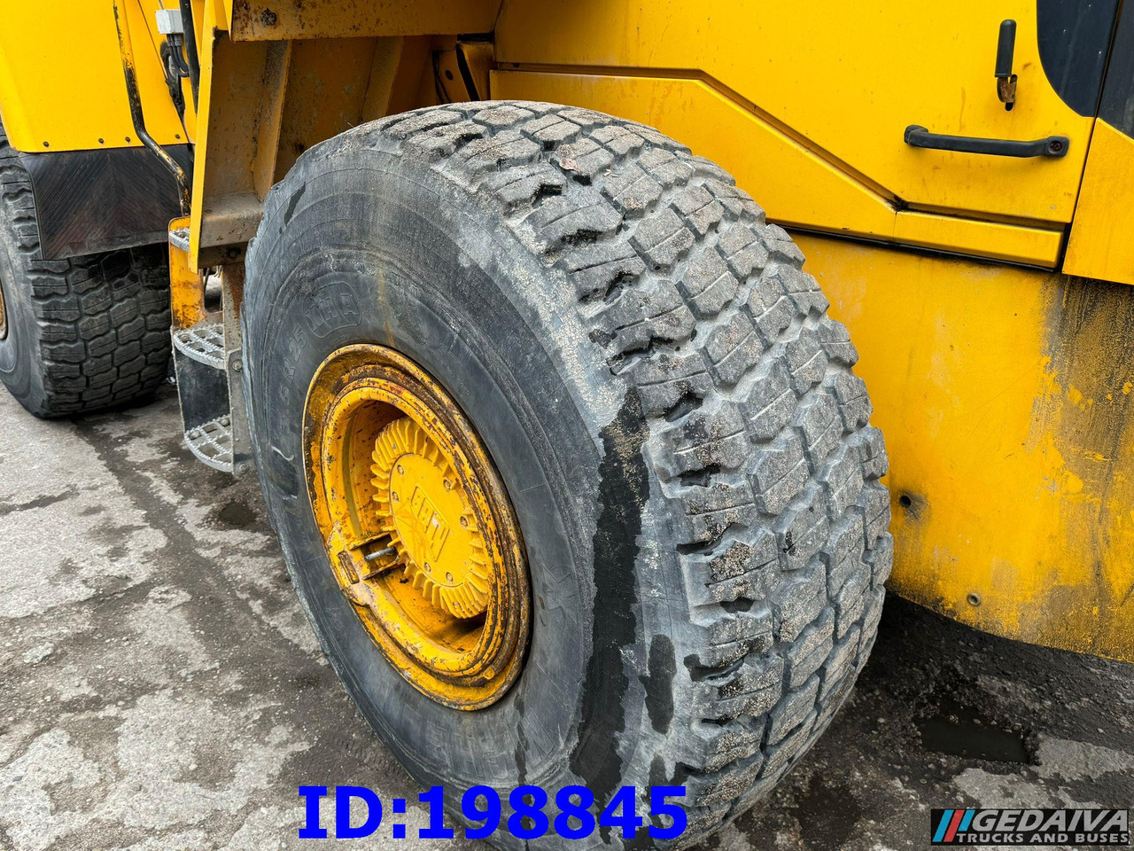 اللودر بعجل JCB 456 ZX 4x4 / 330: صور 6