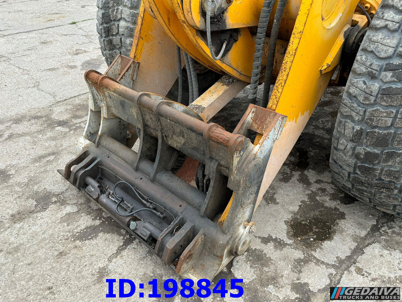 اللودر بعجل JCB 456 ZX 4x4 / 330: صور 9