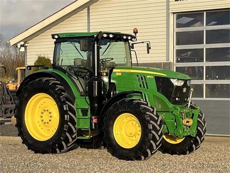 جرار John Deere 6175R Med frontlift og frontPTO: صور 16