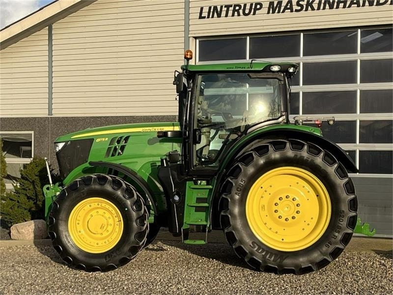 جرار John Deere 6175R Med frontlift og frontPTO: صور 11