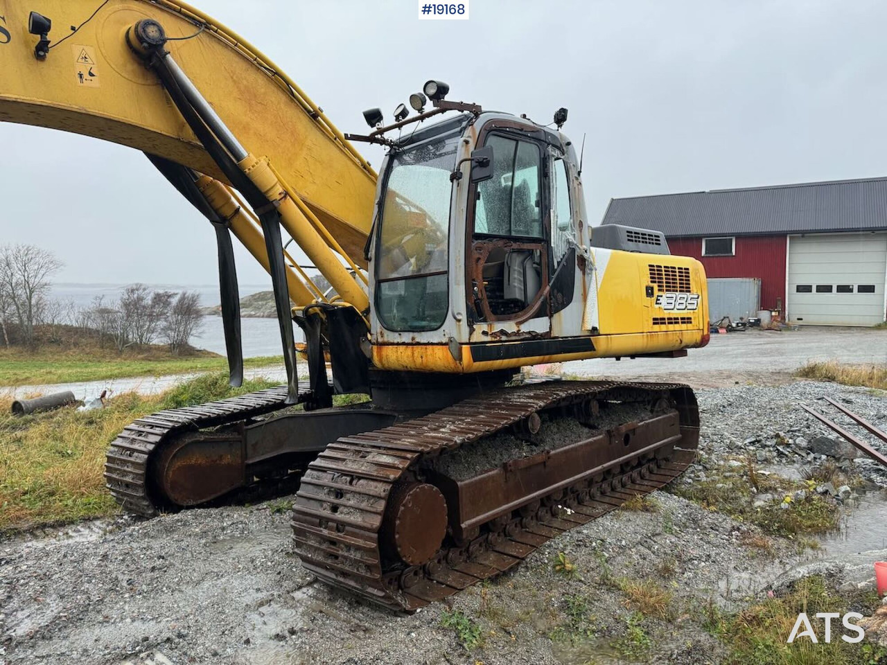 حفارة New Holland E385: صور 6