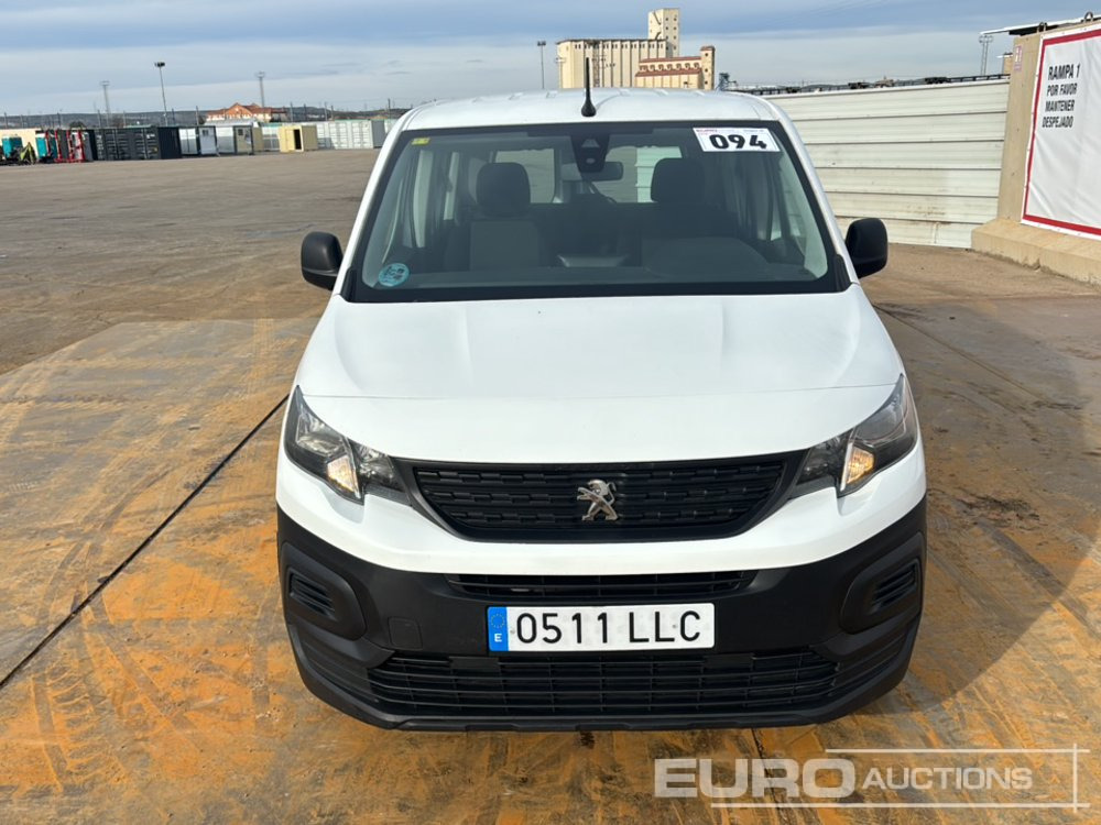 الشاحنات الصغيرة 2020 Peugeot RIFTER: صور 8