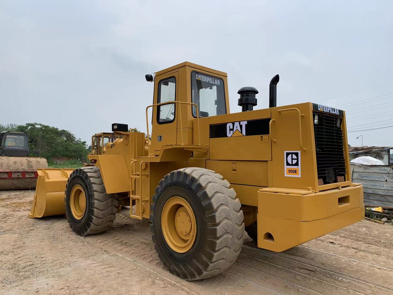 اللودر بعجل CATERPILLAR 950E: صور 7