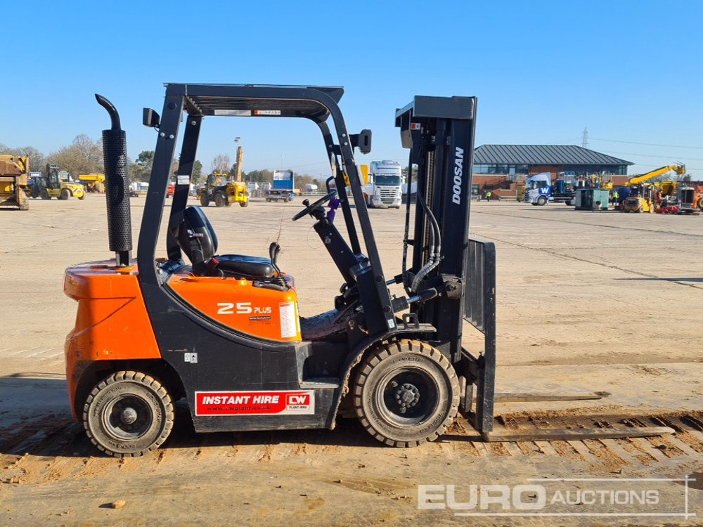 رافعة شوكية 2018 Doosan D25GP: صور 6