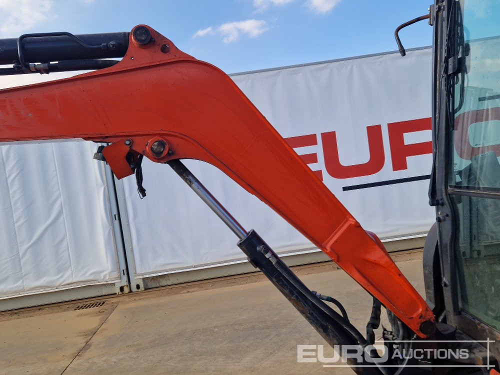 حفارة مصغرة 2020 Kubota U27-4: صور 14